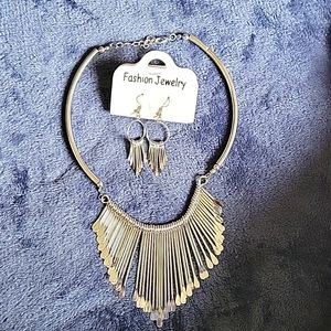 Costume Jewelry Set-Silver